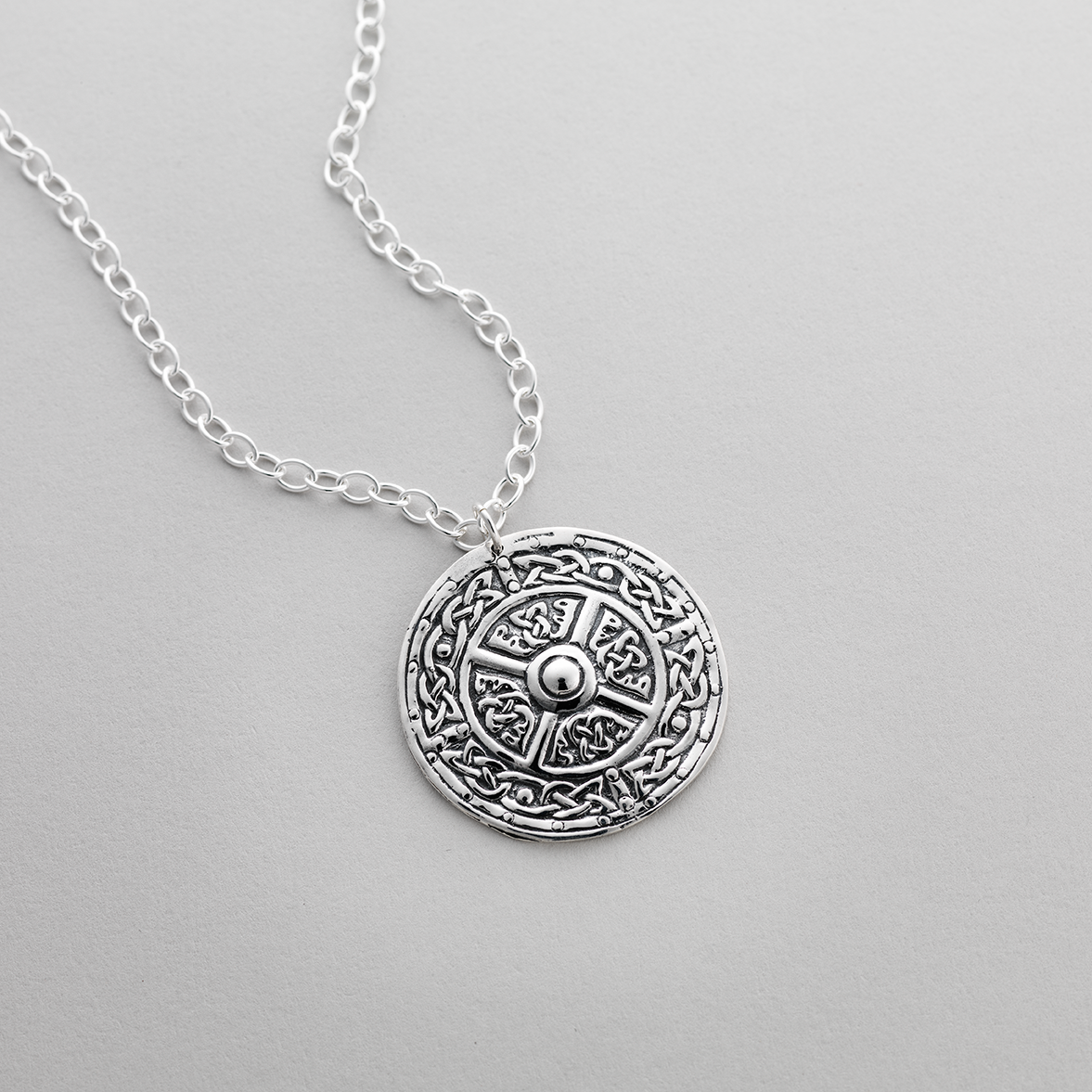 Gaelic necklace 2025